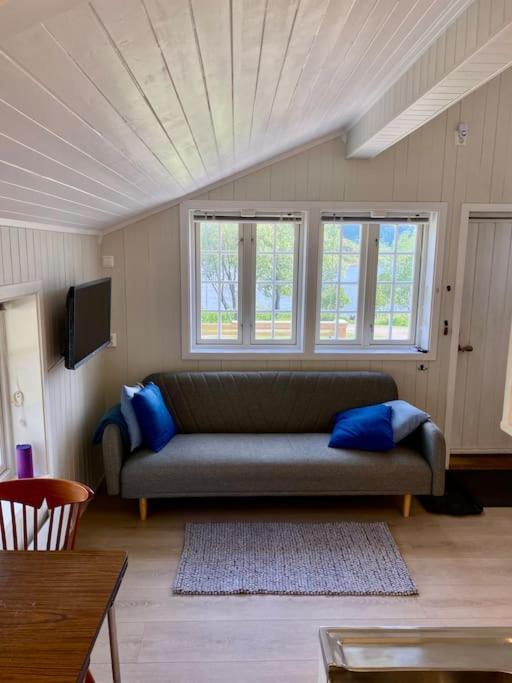 The Little Red Cabin Lofoten Urda Bagian luar foto